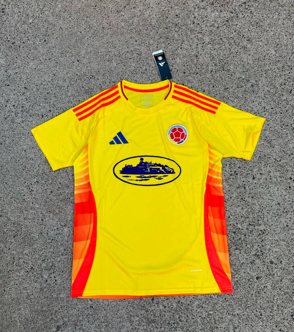 Camiseta Edición Especial Colombia x Corteiz