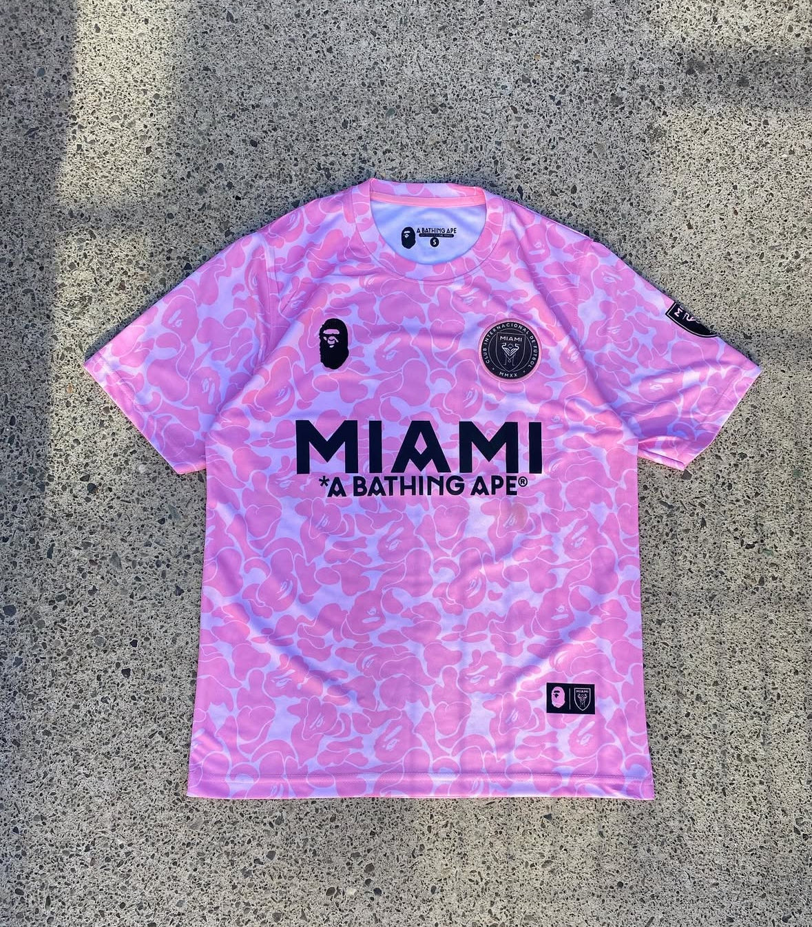 Camiseta Edición Especial Inter de Miami x Bape