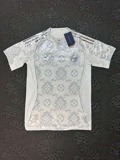 Camiseta Edición Especial Real Madrid