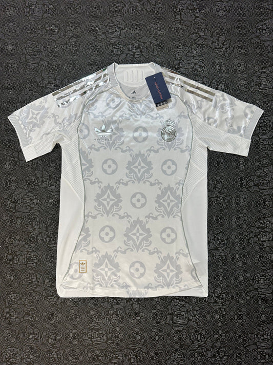 Camiseta Edición Especial Real Madrid