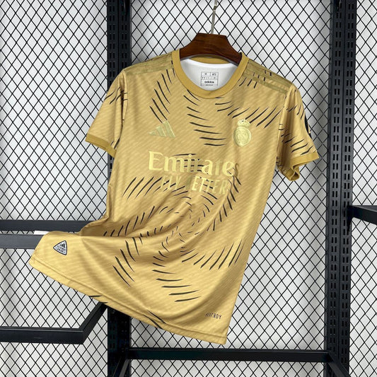 Camiseta Edición Especial Real Madrid