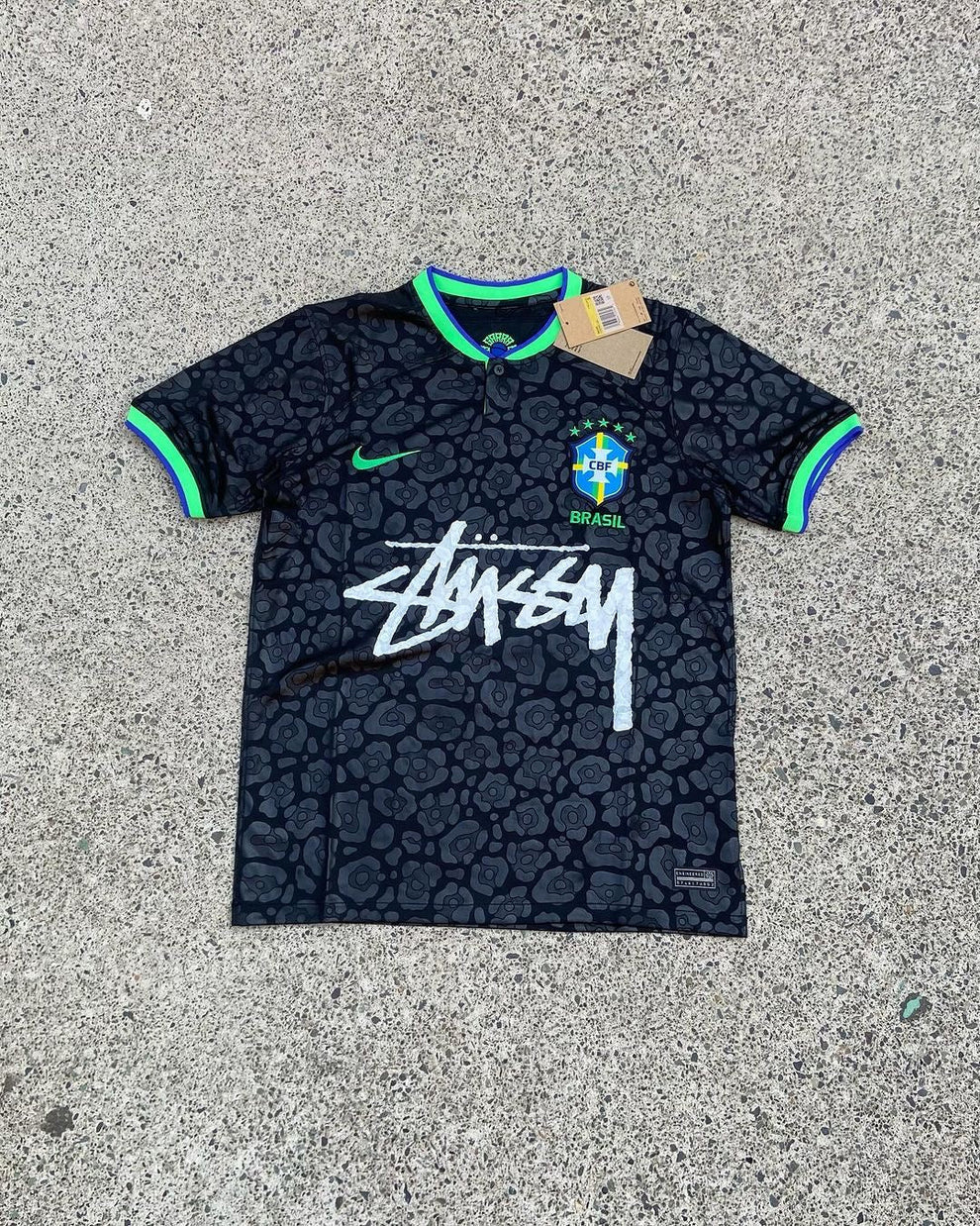 Camiseta Brasil Edición Especial Stussy