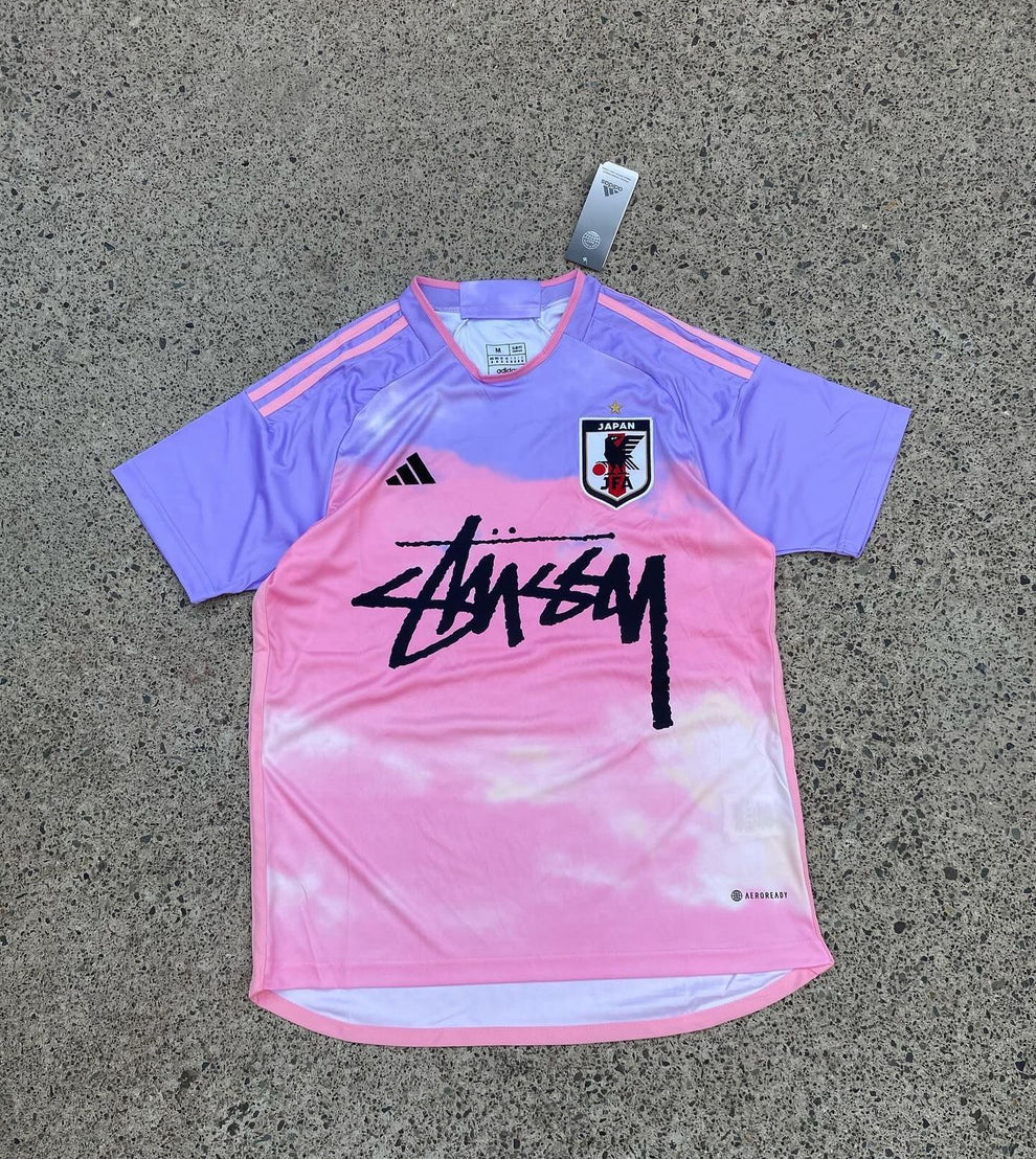 Camiseta Edición Especial Japón x Stussy