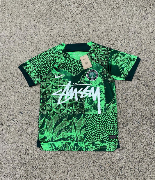 Camiseta Edición Especial Nigeria x Stussy