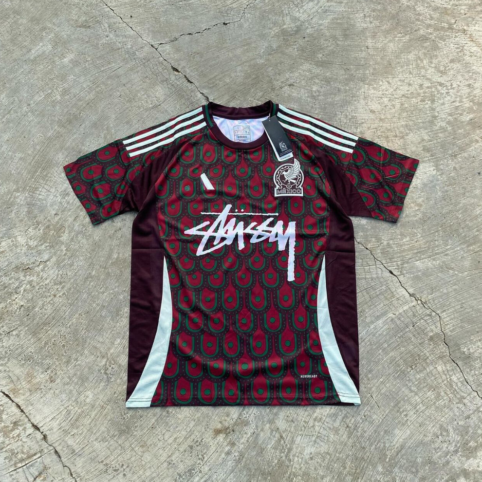 Camiseta Edición Especial México x Stussy